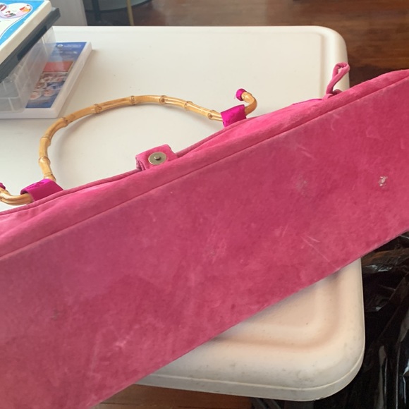 BEAUTIFUL SUEDE BAG PINK WITH METAL HEART - Picture 8 of 8